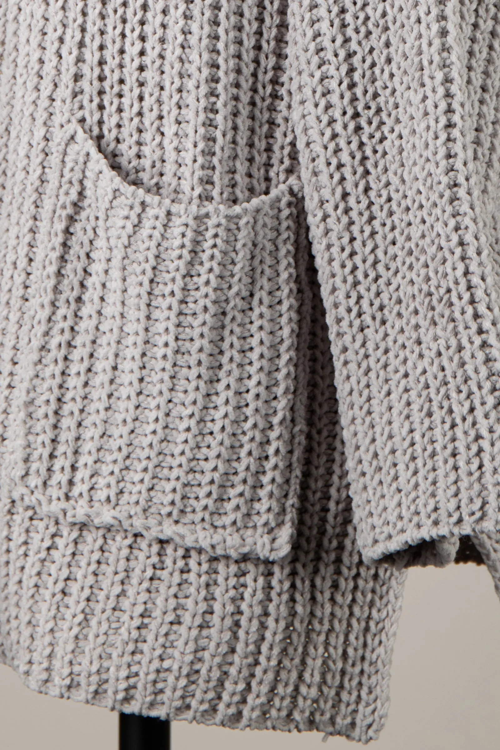 Outline Cable Knit Cardigan With Hood And Pockets